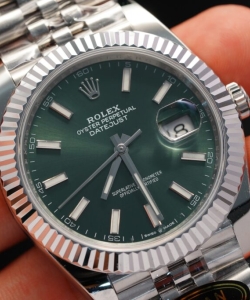 Rolex datejust 126334 green dial 41mm