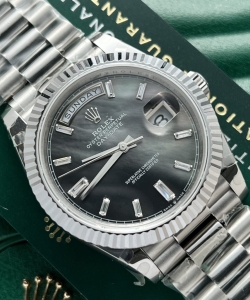 Rolexday-date mother of pearl dial 40mm