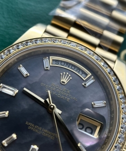 Rolex day-date watch mother of pearl dial president strap 40mm