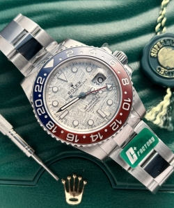 Rolex gmt-master ii 126719blro meteorite dial 40mm