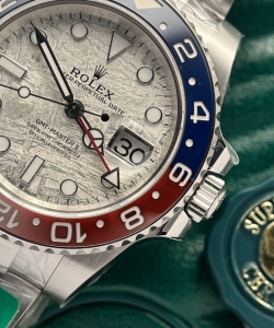 Rolex gmt-master ii 126719blro meteorite dial 40mm