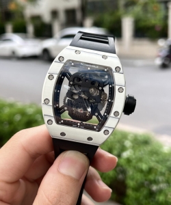 Richard Mille rm052 tourbillon skull carbon rubber strap 43mm