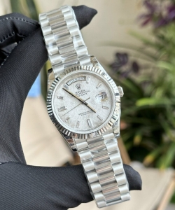 Rolex day-date meteorite dial president strap 40mm