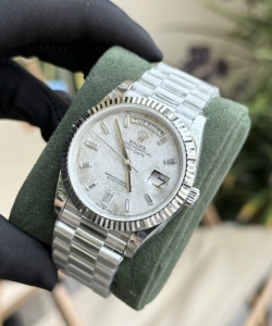 Rolex day-date meteorite dial president strap 40mm