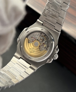 Patek Philippe nautilus 5723 gray dial metal wire 40mm