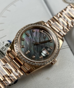 Rolex day-date watch mother of pearl dial 40mm