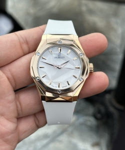 hublot orlinski king gold white dial 40mm