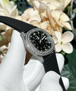 Patek Philippe aquanaut 5069g black dial custom moissanite diamonds 35.6mm