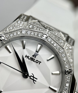 hublot orlinski white dial custom moissanite diamonds 40mm