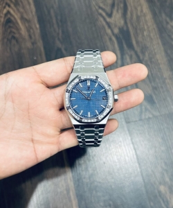 audemars piguet royal oak 15500 dial blue custom moissanite diamonds 41mm