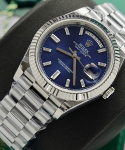 Rolex day-date 228236 dial blue weight 178gram 40mm