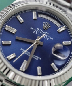 Rolex day-date 228236 dial blue weight 178gram 40mm