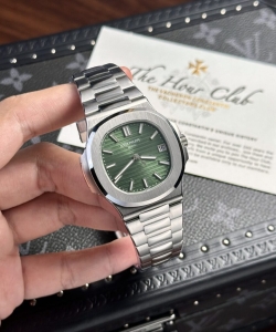 Patek Philippe nautilus 5711 green dial rep 1:1 3k 40mm