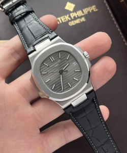 Patek Philippe nautilus 5711 gray dial 3k 40mm