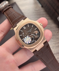 Patek Philippe nautilus 5712 chocolate dial 40mm