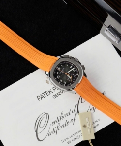 Patek Philippe aquanaut 5968a orange rubber strap 42.2mm