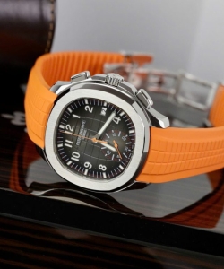 Patek Philippe aquanaut 5968a orange rubber strap 42.2mm