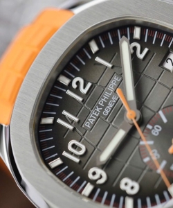 Patek Philippe aquanaut 5968a orange rubber strap 42.2mm