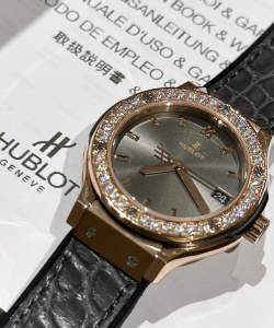 hublot women’s with moissanite diamond 33mm