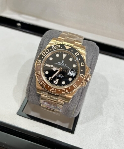 Rolex gmt-master ii 126715chnr root beer 40mm