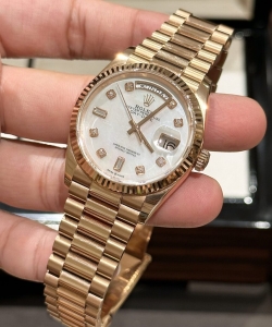 Rolex day-date mother of pearl rose gold 36mm