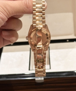 Rolex day-date mother of pearl rose gold 36mm