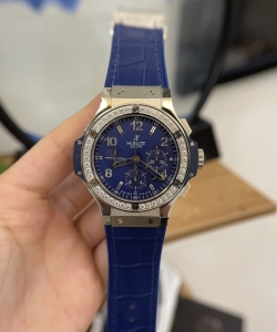 hublot big bang men’s blue with diamond bezel 44mm