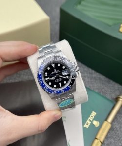 Rolex gmt-master ii 116710blnr batman 40mm