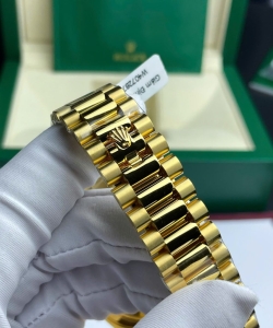 Rolex day-date gold wrapped + moissanite diamonds weight 173 gram 40mm