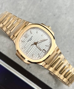 Patek Philippe nautilus 7118 rose gold 35.2mm