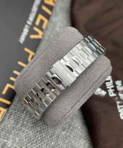 Patek Philippe nautilus 5726 gray dial grf 40.5mm