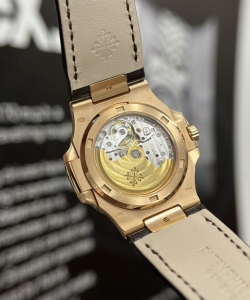 Patek Philippe nautilus 5711 gold wrapped 40mm