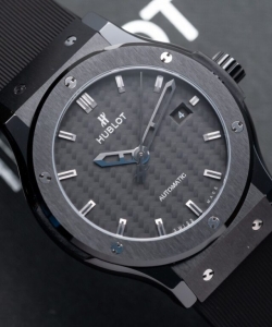 hublot classic fusion ceramic carbon dial rubber strap gsf 42mm