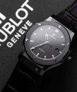 hublot classic fusion ceramic carbon dial leather strap gsf 42mm