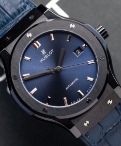 hublot classic fusion ceramic blue dial leather strap 42mm