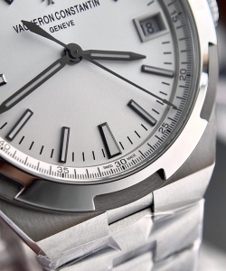 vacheron constantin overseas 4500v silver dial 41mm