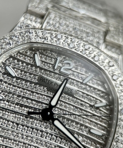 Patek Philippe nautilus 7118 full diamond 35.2mm