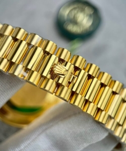 Rolex day-date gold wrapped with moissanite diamonds gm v2 40mm