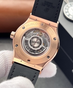 hublot classic fusion king gold with moissanite diamond 42mm