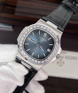 Patek Philippe nautilus 5723 1:1 watch leather strap dark blue dial 40mm