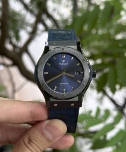 hublot classic fusion ceramic blue jjz 42mm