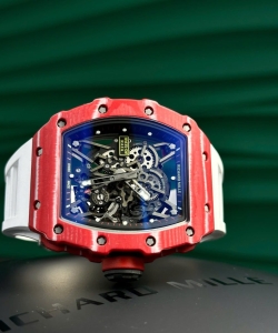 Richard Mille rm35-02 rafael nadal red quartz tpt 44mm