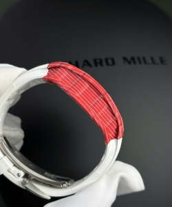 Richard Mille rm35-02 rafael nadal red quartz tpt 44mm