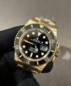 Rolex submariner 116618ln black dial 40mm