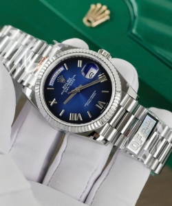 Rolex day-date 128236 dial blue weight 158gram 36mm