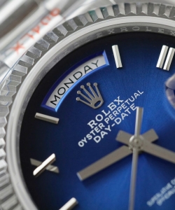 Rolex day-date 128236 dial blue weight 158gram 36mm