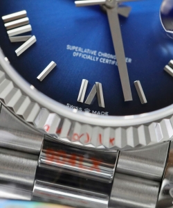 Rolex day-date 128236 dial blue weight 158gram 36mm