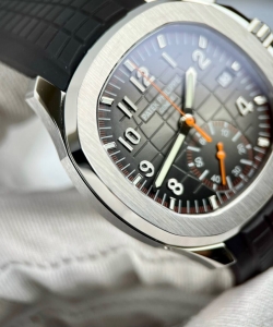 Patek Philippe aquanaut 5164a 40.8mm