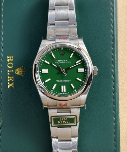 Rolex oyster perpetual 124300 green dial 41mm