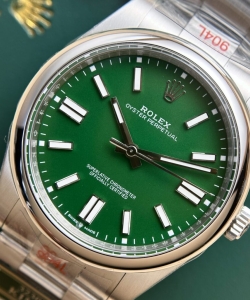 Rolex oyster perpetual 124300 green dial 41mm